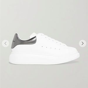 Alexander Mcqueen sneakers with hologram back size 11